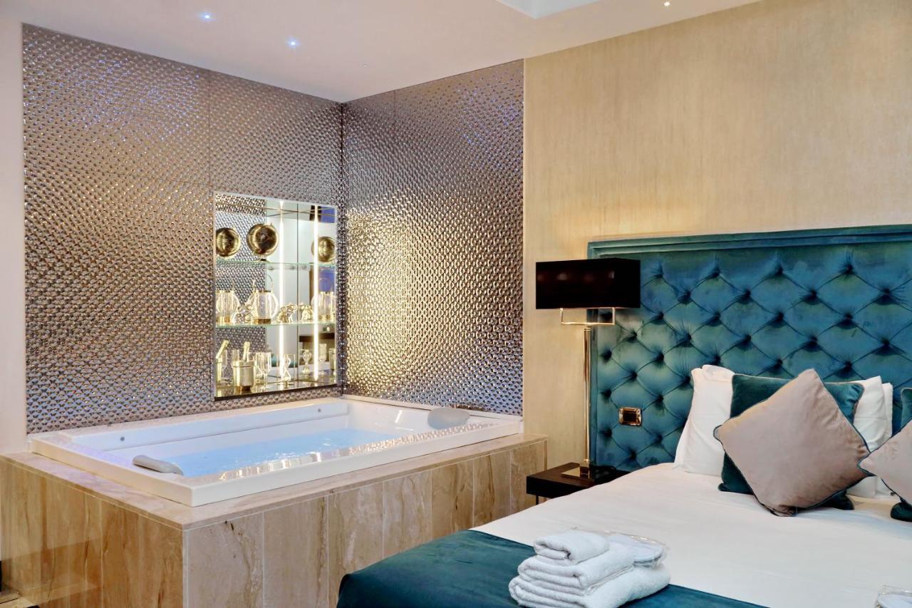 Spanish Hills Collection Luxury Suites & Jacuzzi Rome Exterior photo