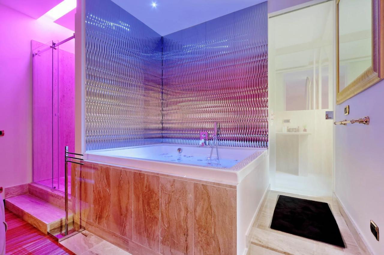 Spanish Hills Collection Luxury Suites & Jacuzzi Rome Exterior photo
