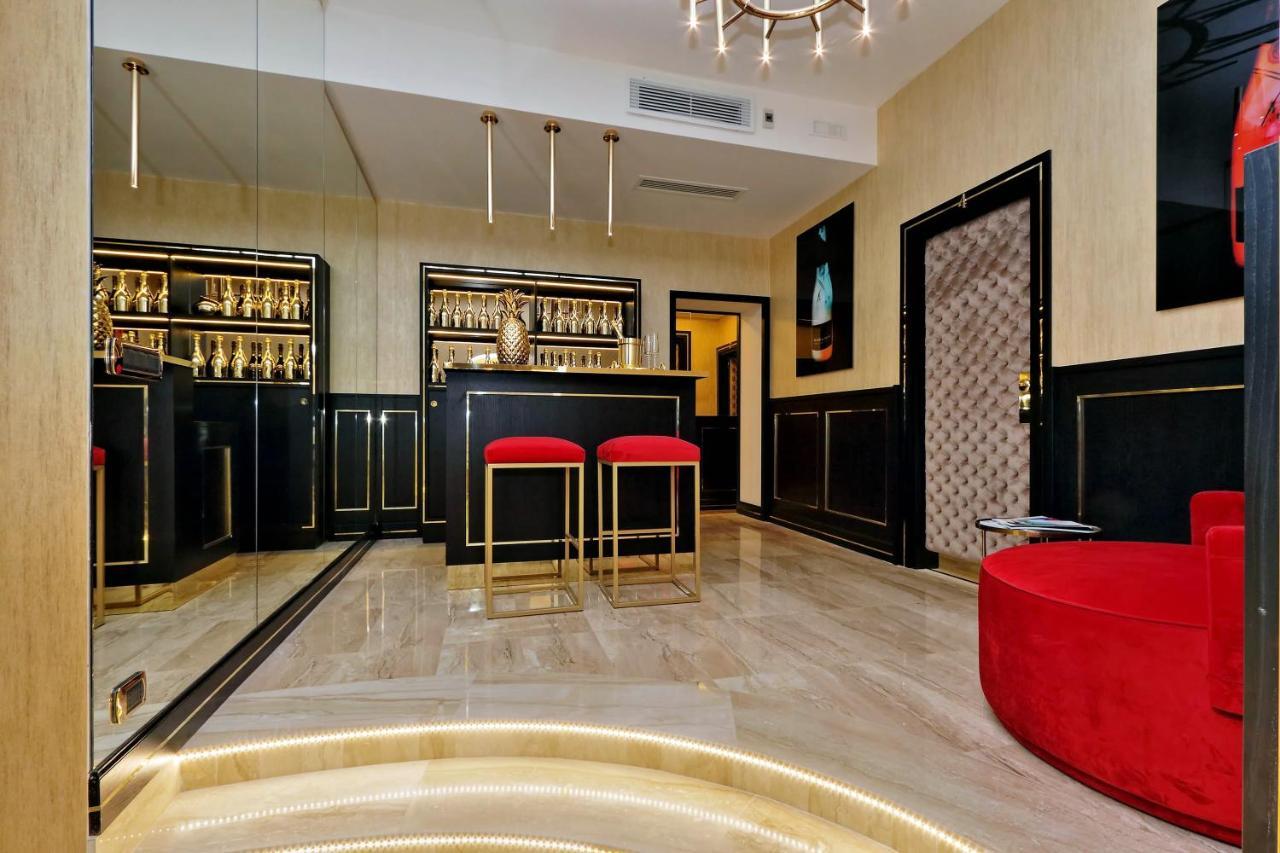 Spanish Hills Collection Luxury Suites & Jacuzzi Rome Exterior photo